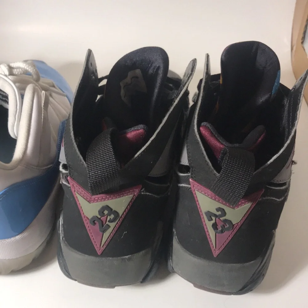 Size 9.5 Jordan 7’s‎ and 11’s